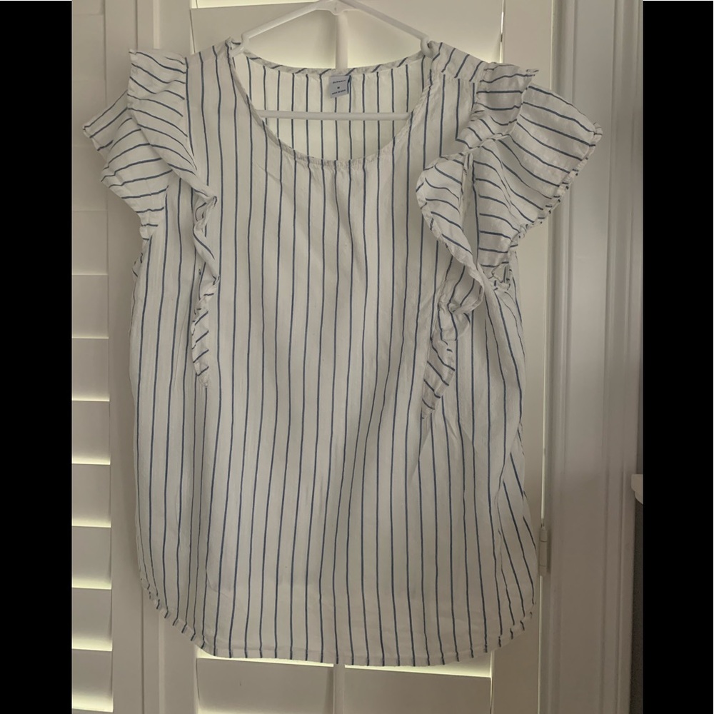 Old Navy woman’s top